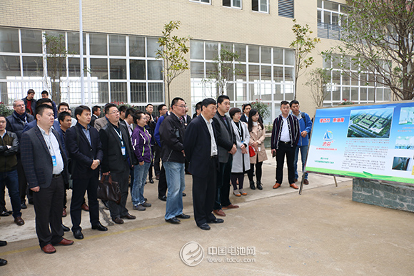 第三屆鋰電“達(dá)沃斯”論壇嘉賓參觀武漢黃陂新材料新能源產(chǎn)業(yè)園 第三屆鋰電“達(dá)沃斯”論壇嘉賓參觀武漢黃陂新材料新能源產(chǎn)業(yè)園