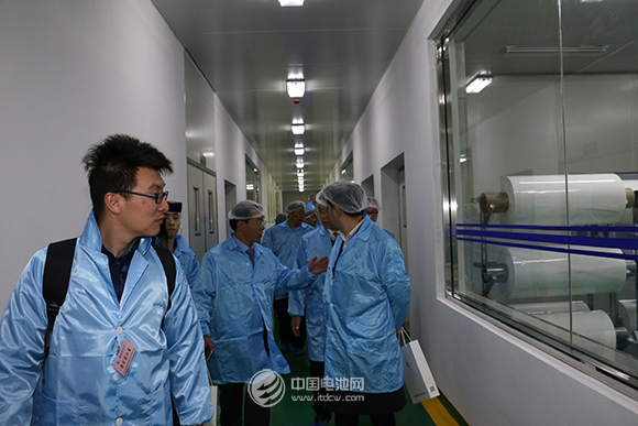 第三屆鋰電“達(dá)沃斯”論壇嘉賓參觀武漢黃陂新材料新能源產(chǎn)業(yè)園 第三屆鋰電“達(dá)沃斯”論壇嘉賓參觀武漢黃陂新材料新能源產(chǎn)業(yè)園