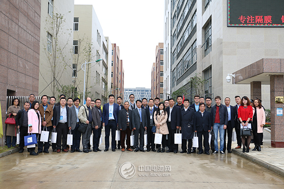 第三屆鋰電“達(dá)沃斯”論壇嘉賓參觀武漢黃陂新材料新能源產(chǎn)業(yè)園 第三屆鋰電“達(dá)沃斯”論壇嘉賓參觀武漢黃陂新材料新能源產(chǎn)業(yè)園