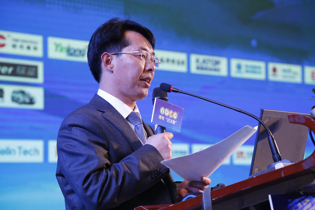 鋰電“達(dá)沃斯”秘書長、中國電池網(wǎng)創(chuàng)始人于清教 鋰電“達(dá)沃斯”秘書長、中國電池網(wǎng)創(chuàng)始人于清教