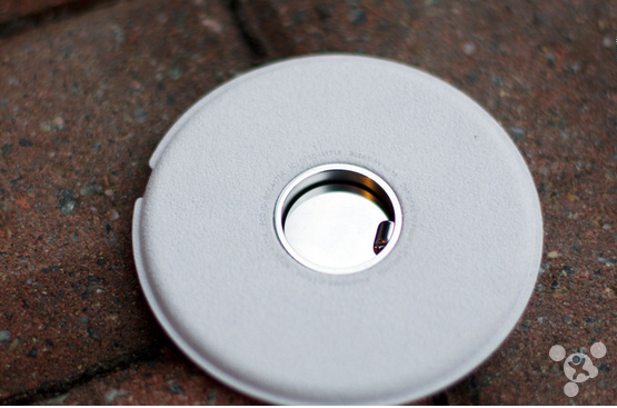 蘋果首款無線充電基座上市再遐想  iPhone會有嗎？