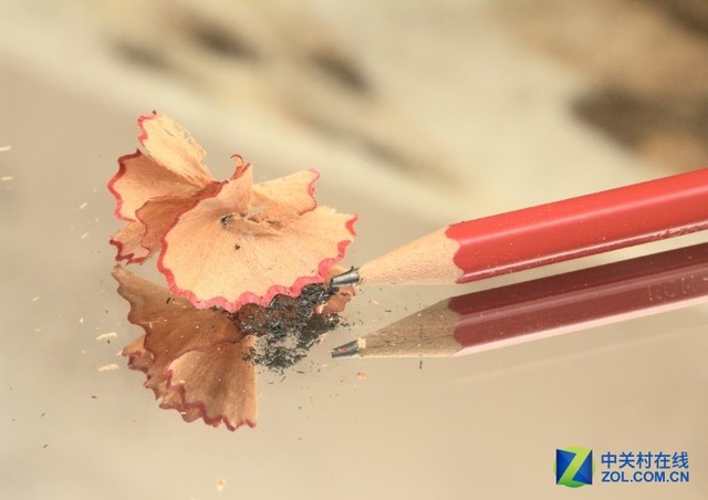 平時(shí)我們所見(jiàn)到的石墨烯大概就是鉛筆灰的樣子 平時(shí)我們所見(jiàn)到的石墨烯大概就是鉛筆灰的樣子