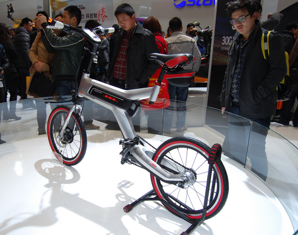 北京自行車(chē)電動(dòng)車(chē)明年有望實(shí)名登記 抑制盜賣(mài)行為