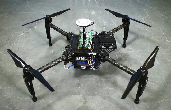 燃料電池大幅提高無人機續航:飛行時間超1小時 燃料電池大幅提高無人機續航:飛行時間超1小時