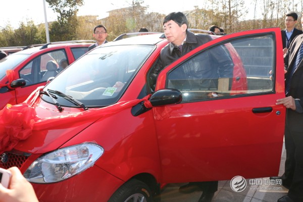 2015年產(chǎn)34.7萬輛 山東試行小型電動車達(dá)標(biāo)標(biāo)識管理