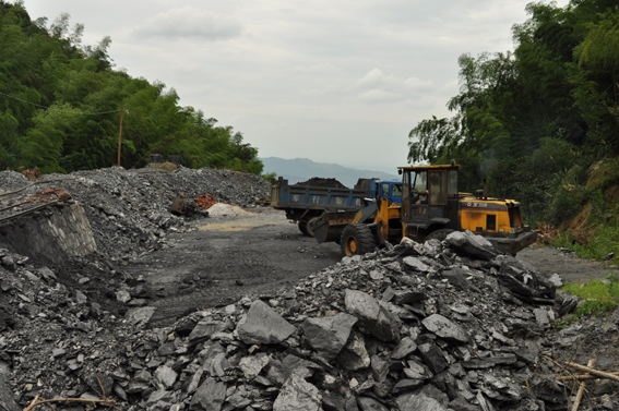 煤炭產(chǎn)能過剩 煤城雞西轉(zhuǎn)型開發(fā)石墨資源