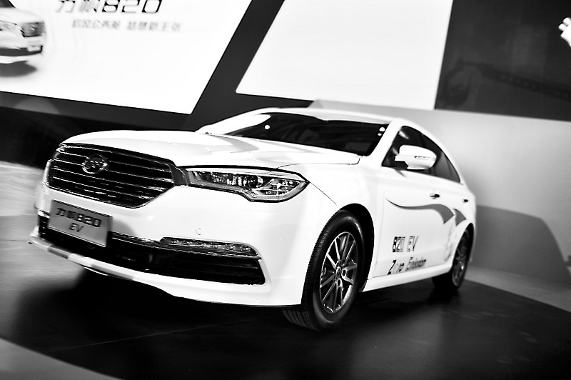 力帆股份出資9億元增資子公司 發(fā)力60億瓦時鋰電芯項目