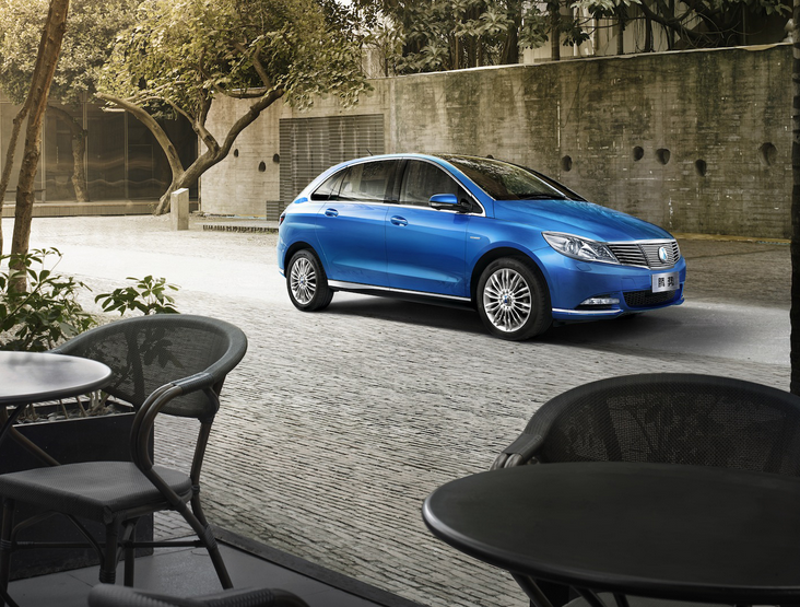 新能源汽車政策不斷加碼 銷量環比下滑依然向好