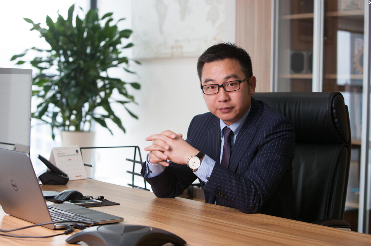 中盛光電CEO佘海峰：光伏行業須警惕產能過度擴張