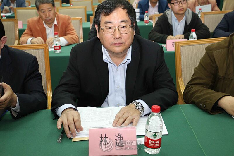 我國(guó)小型電動(dòng)車(chē)產(chǎn)能超百萬(wàn)輛 首屆測(cè)試大賽5月底將舉行 我國(guó)小型電動(dòng)車(chē)產(chǎn)能超百萬(wàn)輛 首屆測(cè)試大賽5月底將舉行