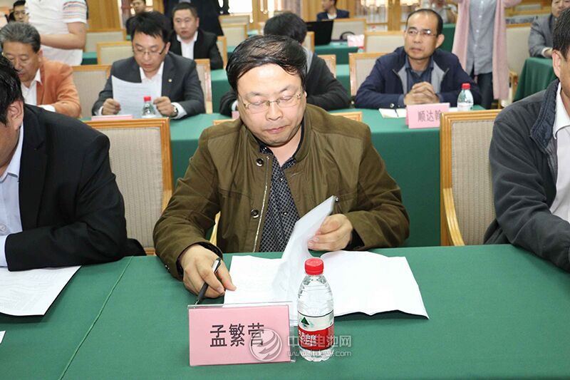 我國(guó)小型電動(dòng)車(chē)產(chǎn)能超百萬(wàn)輛 首屆測(cè)試大賽5月底將舉行 我國(guó)小型電動(dòng)車(chē)產(chǎn)能超百萬(wàn)輛 首屆測(cè)試大賽5月底將舉行