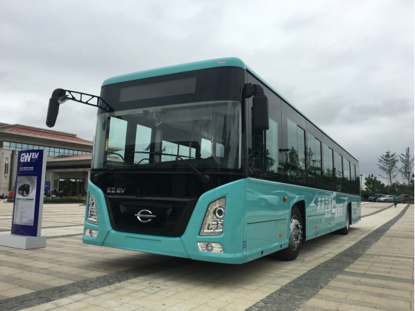 五龍集團年產15萬輛電動汽車基地落戶福建貴安