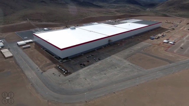 無人機航拍：特斯拉內華達州工廠