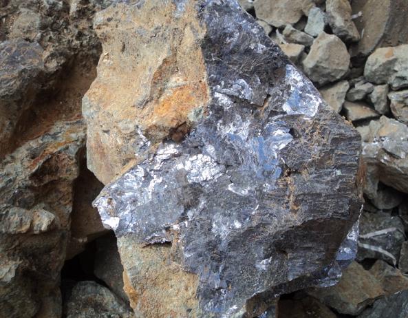 鋅礦供應緊張加劇 冶煉產能受限漸顯 鋅礦供應緊張加劇 冶煉產能受限漸顯