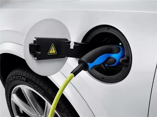 混動(dòng)面臨最大挑戰(zhàn) 歐美強(qiáng)推新能源車(chē)