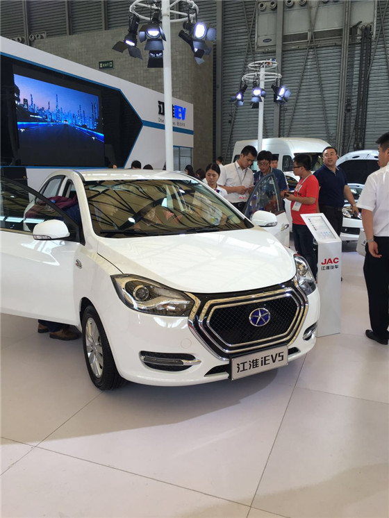 江淮iEV5純電動(dòng)車