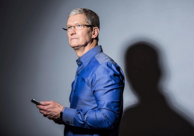 iPhone中國(guó)銷(xiāo)量已滑落至第五 庫(kù)克緊急訪華擴(kuò)大投資救危局