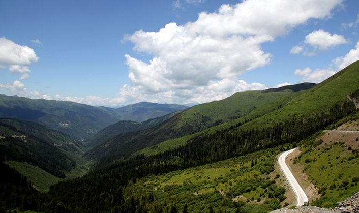 雅化集團上半年營收7.17億元 鋰業收入2.1億元 雅化集團上半年營收7.17億元 鋰業收入2.1億元