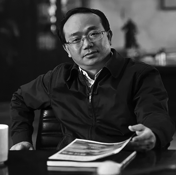 金龍聯(lián)合汽車工業(yè)(蘇州)有限公司 總經(jīng)理 吳文文 金龍聯(lián)合汽車工業(yè)(蘇州)有限公司 總經(jīng)理 吳文文