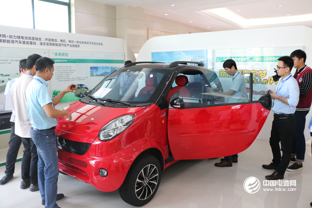 中國(guó)新能源全產(chǎn)業(yè)鏈鋰想峰會(huì)嘉賓參觀多氟多工廠 中國(guó)新能源全產(chǎn)業(yè)鏈鋰想峰會(huì)嘉賓參觀多氟多工廠