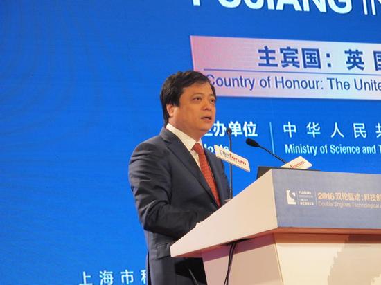 正泰集團(tuán)董事長(zhǎng)南存輝