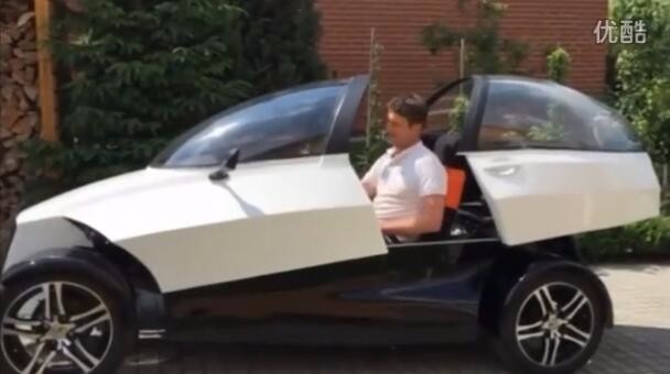 捷克首輛3D打印電動汽車4ekolka 最高時速達55公里/小時