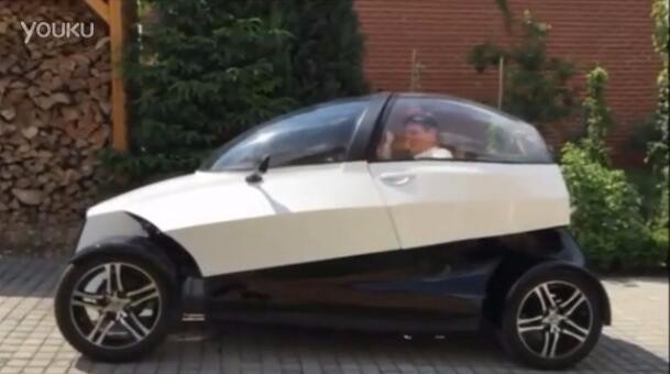 捷克首輛3D打印電動汽車4ekolka 最高時速達55公里/小時