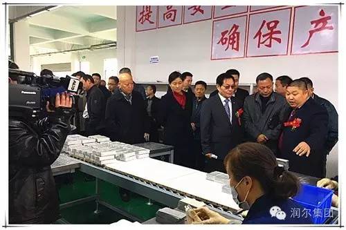 鉛酸電池迎革命 安徽潤爾光電集團納米硅鎂固體電池投產 鉛酸電池迎革命 安徽潤爾光電集團納米硅鎂固體電池投產