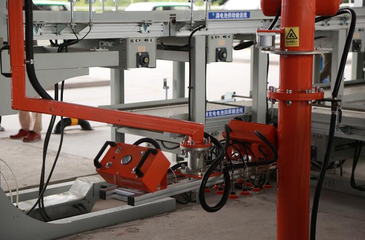 力帆首座能源站啟用  攜手妙盛動力打造智能新能源汽車產業鏈.jpg