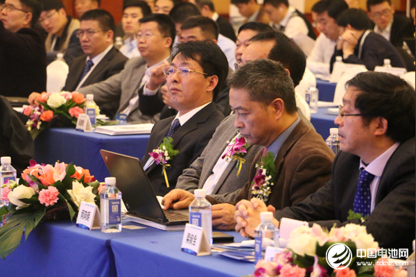 第4屆鋰電“達沃斯”論壇：贏在趨勢 電池行業如何安身立命？ 