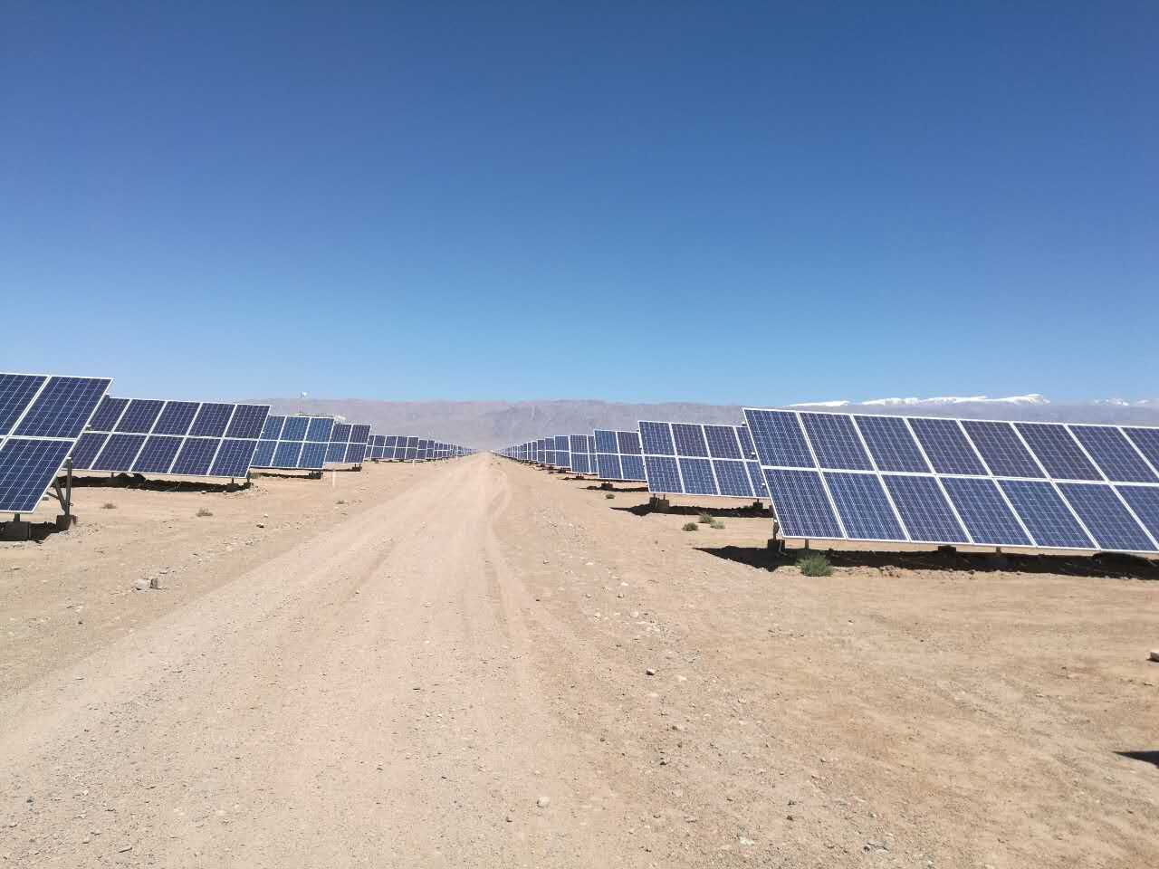 海潤光伏EPC總承包的新疆哈密30MW光伏發電項目