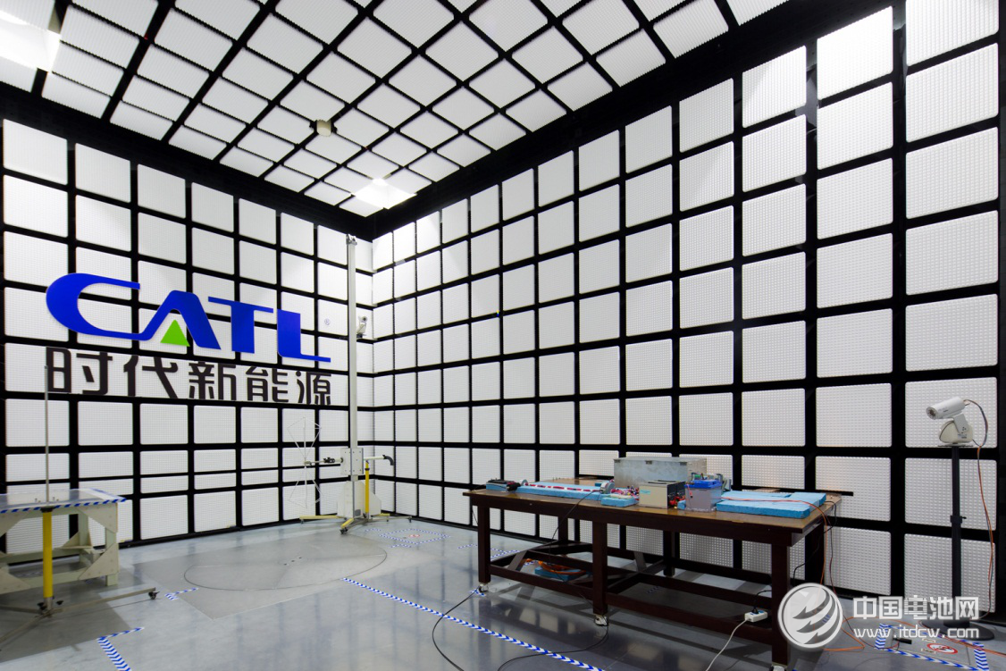 CATL工廠揭秘：如何打造世界第一安全的電池？