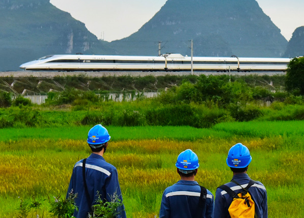 南網區(qū)域電改新政明年出爐 新電改推進