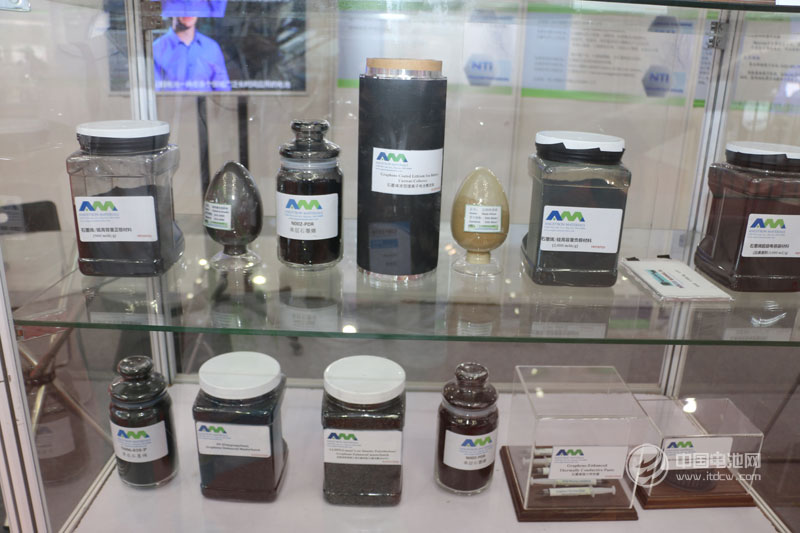 美科學家找到量產(chǎn)石墨烯新方法 便宜并且耗能低