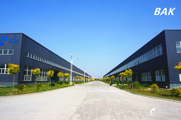 比克電池2016年裝載新能源車超五萬(wàn)輛 2020年產(chǎn)能將達(dá)15GWh