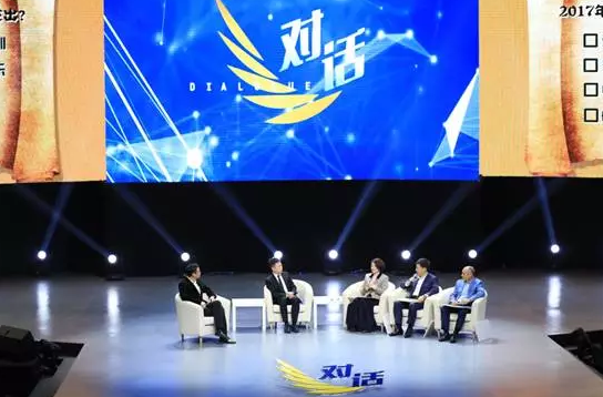 董明珠又下"軍令狀" 她為何鐵了心要造電動車? 董明珠又下"軍令狀" 她為何鐵了心要造電動車?