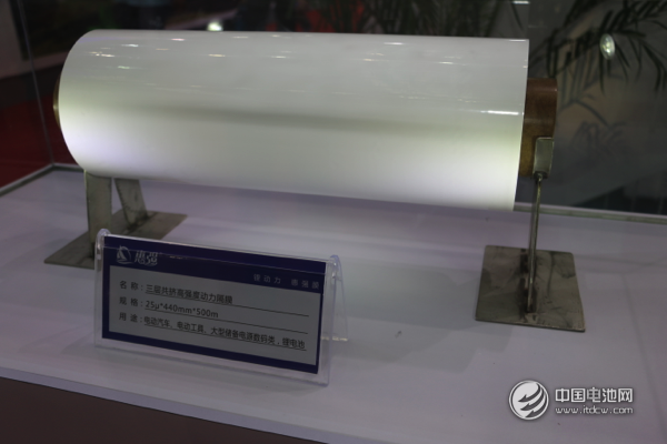 3個月10家公司共投百億元 國產鋰電隔膜進入密集投產期 3個月10家公司共投百億元 國產鋰電隔膜進入密集投產期