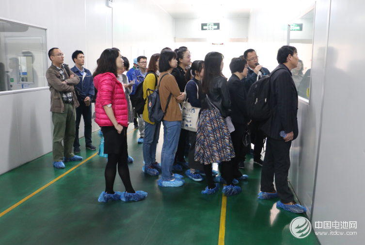 探訪比克電池自動化生產車間 2017年將實現8GWh產能 探訪比克電池自動化生產車間 2017年將實現8GWh產能