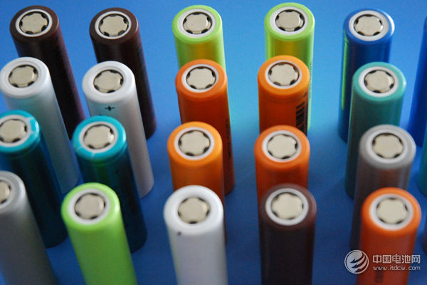 探訪比克電池自動化生產車間 2017年將實現8GWh產能 探訪比克電池自動化生產車間 2017年將實現8GWh產能