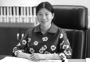 東方精工董事、總經理 邱業致 