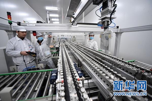 贛鋒鋰業(yè)布局鋰電池 投資6億動力電池全自動化生產(chǎn)線試產(chǎn)