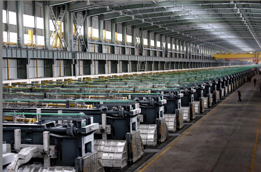 化解產能嚴重過剩 “怪胎”電解鋁行業或迎新政“規范”