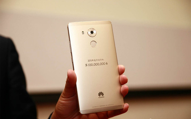 東莞智能手機制造高地初成:全球1/5東莞造 推動機器換人 東莞智能手機制造高地初成:全球1/5東莞造 推動機器換人