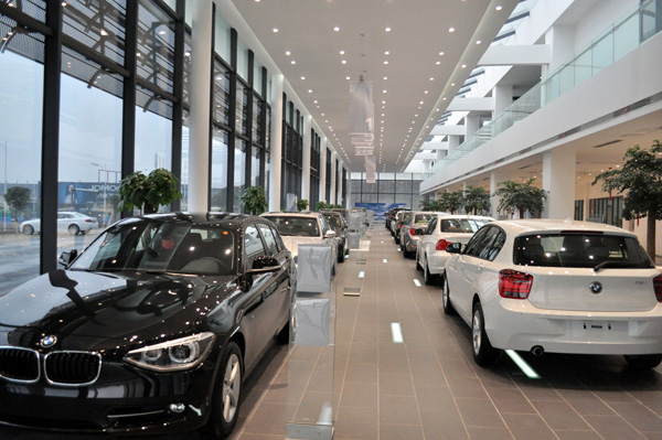 寶馬4S店