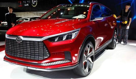 外媒：全球各國爭相掌控電動汽車鋰電池資源 中國有望勝出