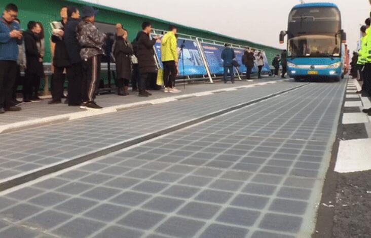 年發電100萬度！全球首段光伏路面亮相濟南