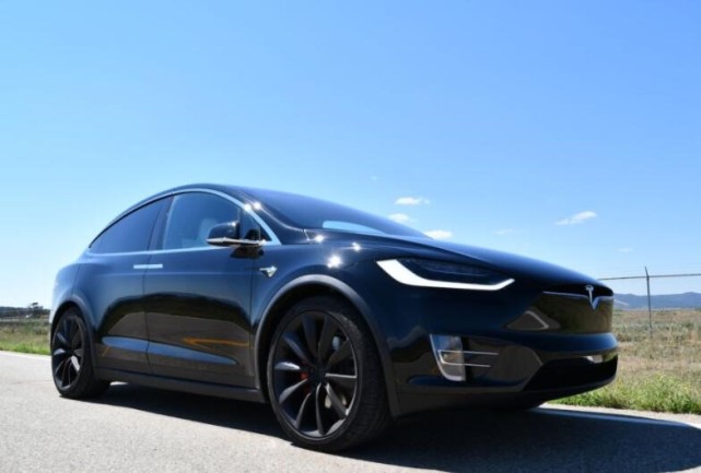 豪華汽車廠商轉(zhuǎn)向電動(dòng)汽車 意欲挑戰(zhàn)特斯拉