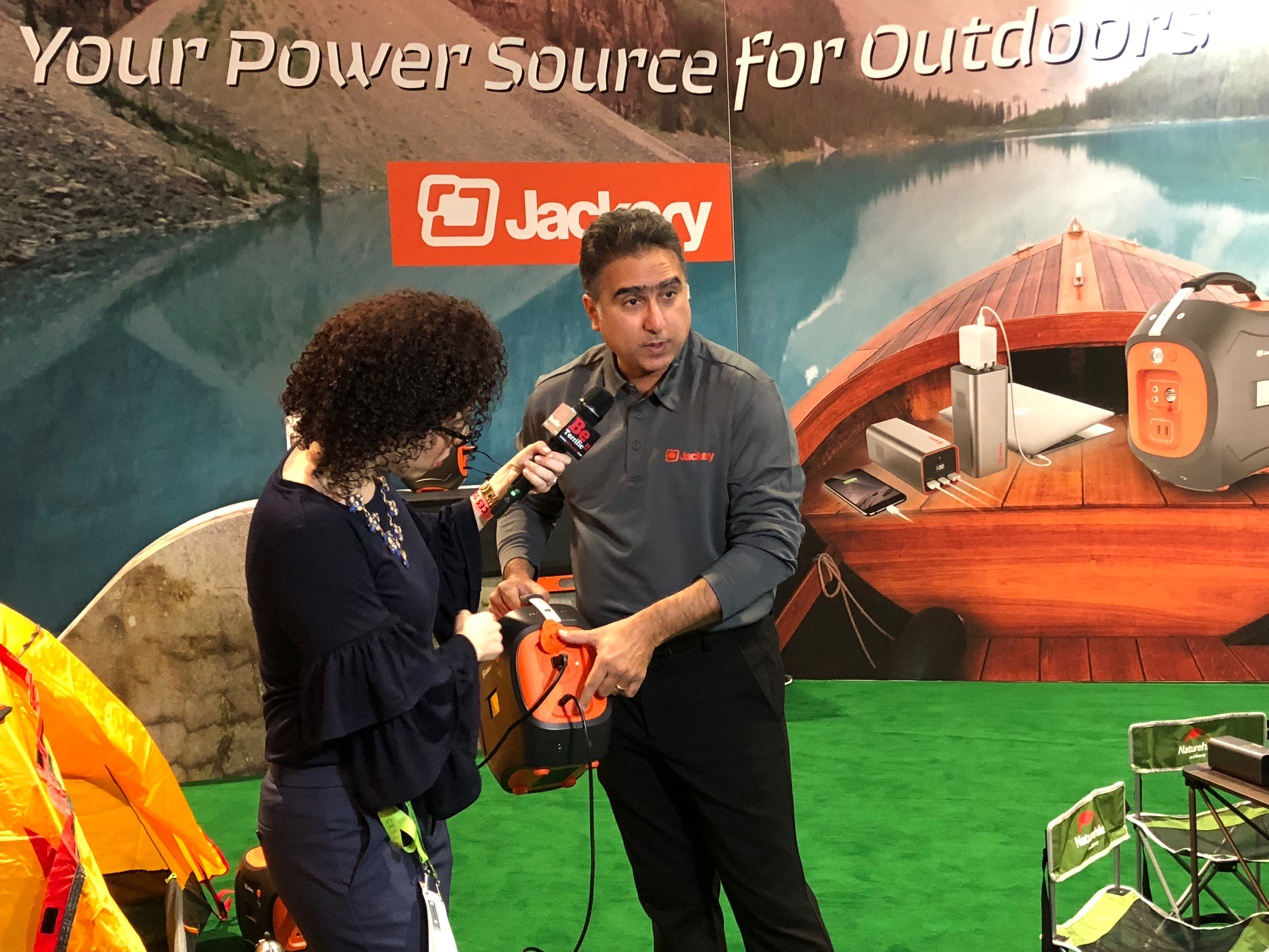 戶外用電不再愁 美國Jackery“便利電”CES展受極客熱捧