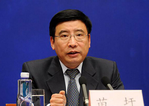 工信部苗圩：我國(guó)新能源汽車發(fā)展凸顯四大問題