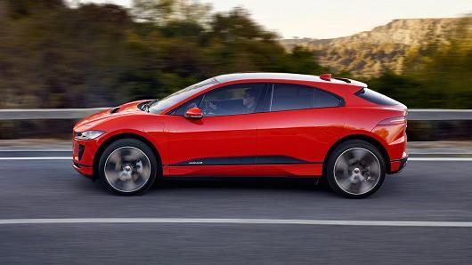 捷豹推出首款全電動汽車 專門針對特斯拉Model X設計 捷豹推出首款全電動汽車 專門針對特斯拉Model X設計